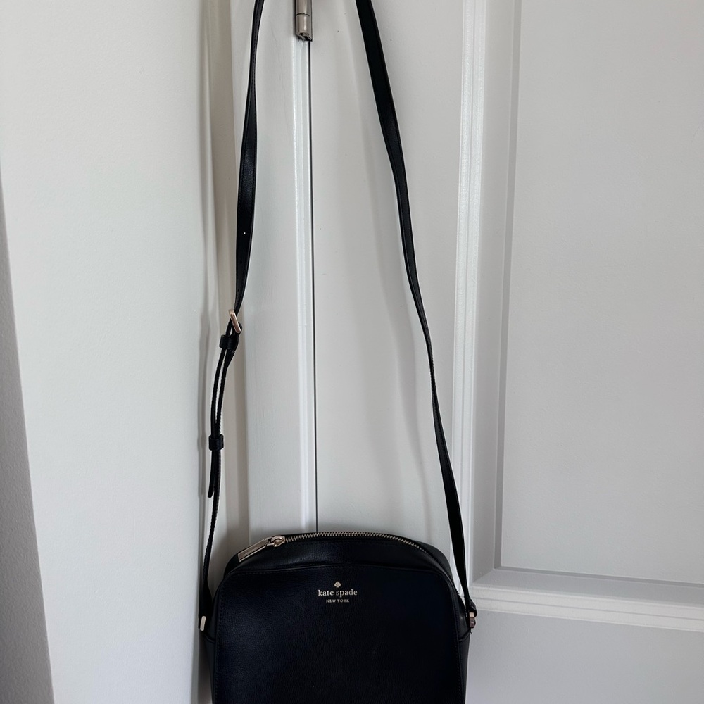 Kate Spade Elegant Black Shoulder Bag